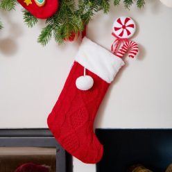 Homla GEILL piros horgolt zokni pomponnal 46 cm